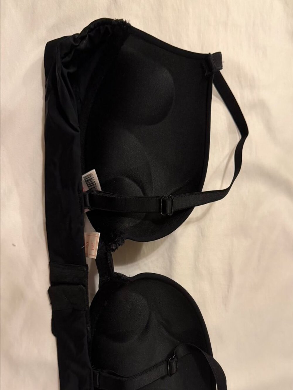Multiple Bras - Picture 12 of 12